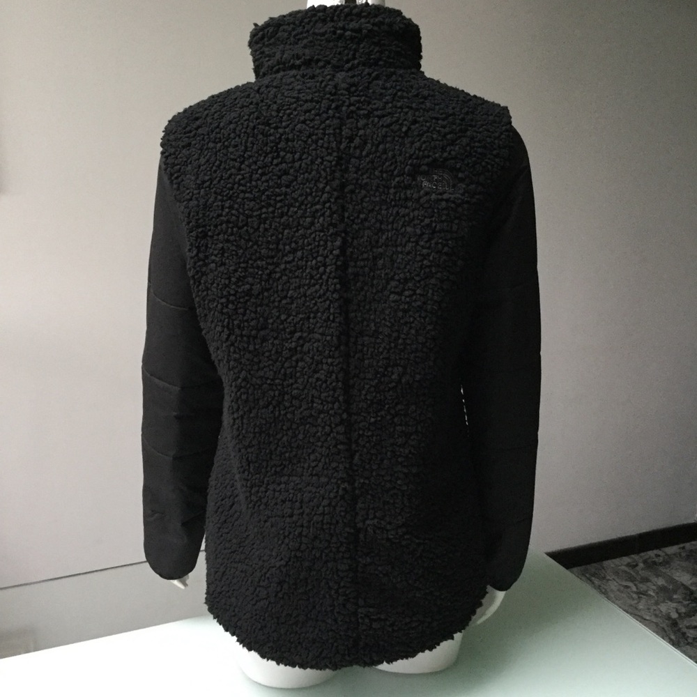 The North Face Women’s Fleece Jacket Size Small - Picture 2 of 9